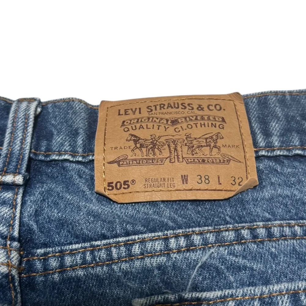 Vintage 1995 Levi's 505 Regular Fit Straight Leg Jeans Mens 38x32 (Fit 37x30.75)